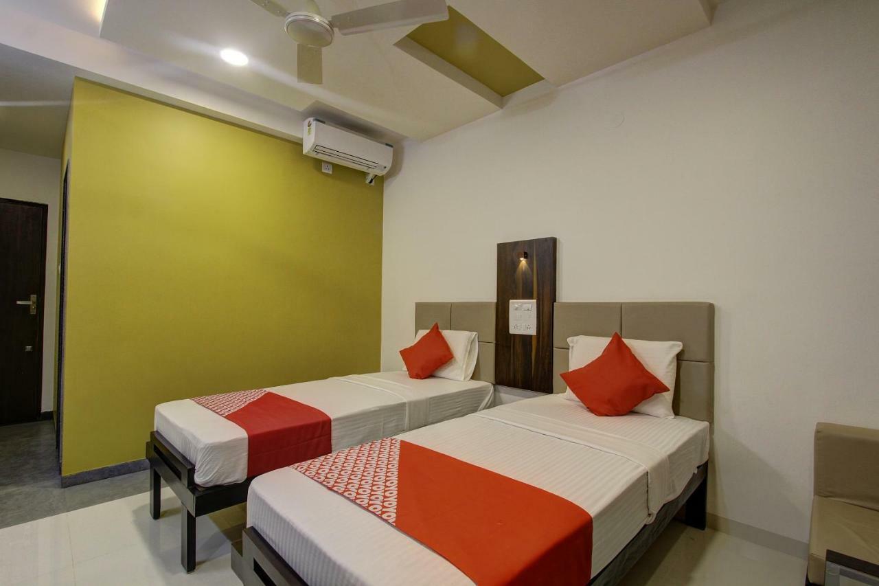 Oyo 39568 Alekha Gateway Otel Sirsi Dış mekan fotoğraf
